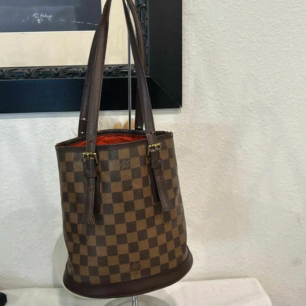 Louis Vuitton Damier Ebene mini Bucket Bag
